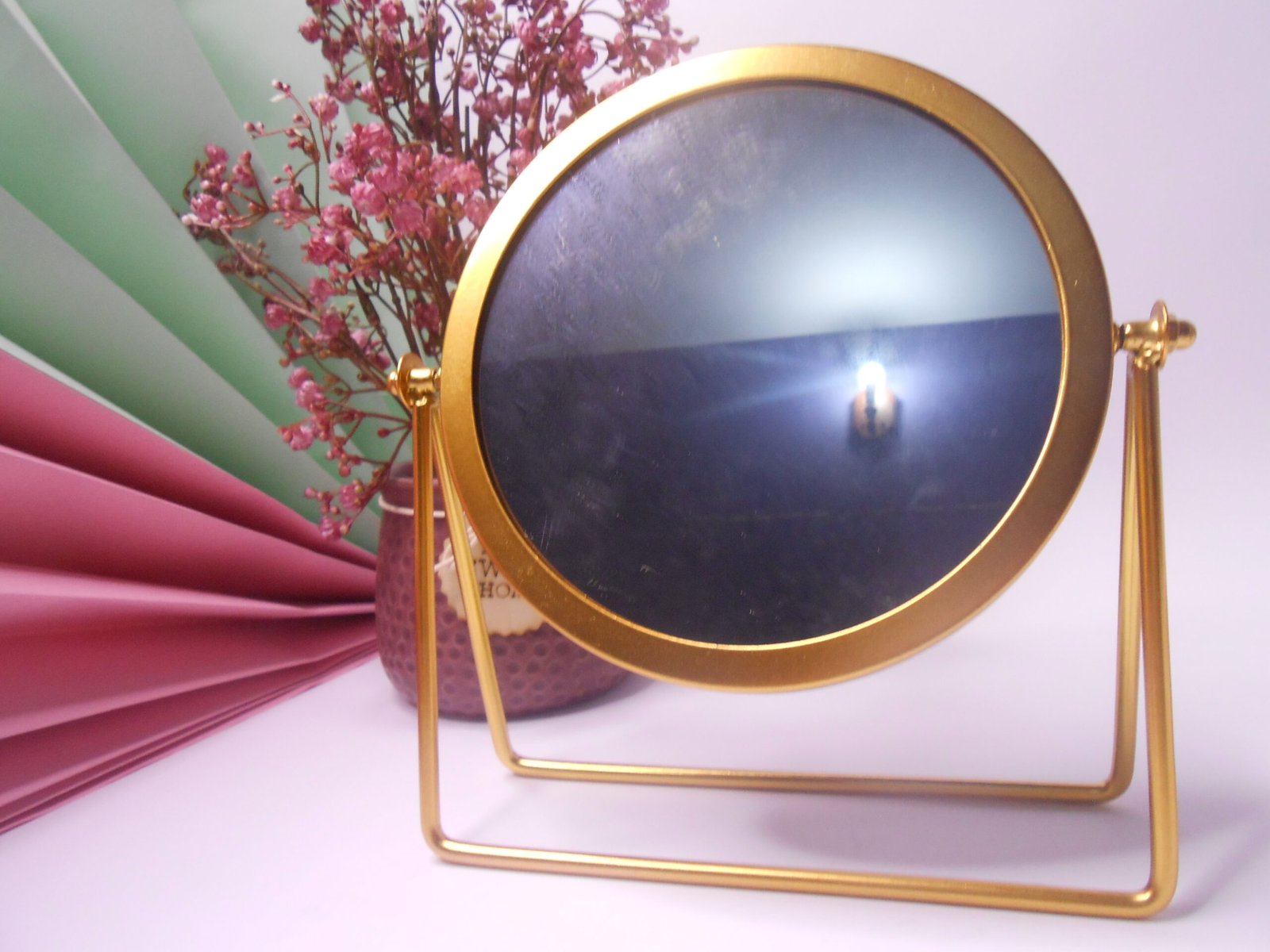 table mirror