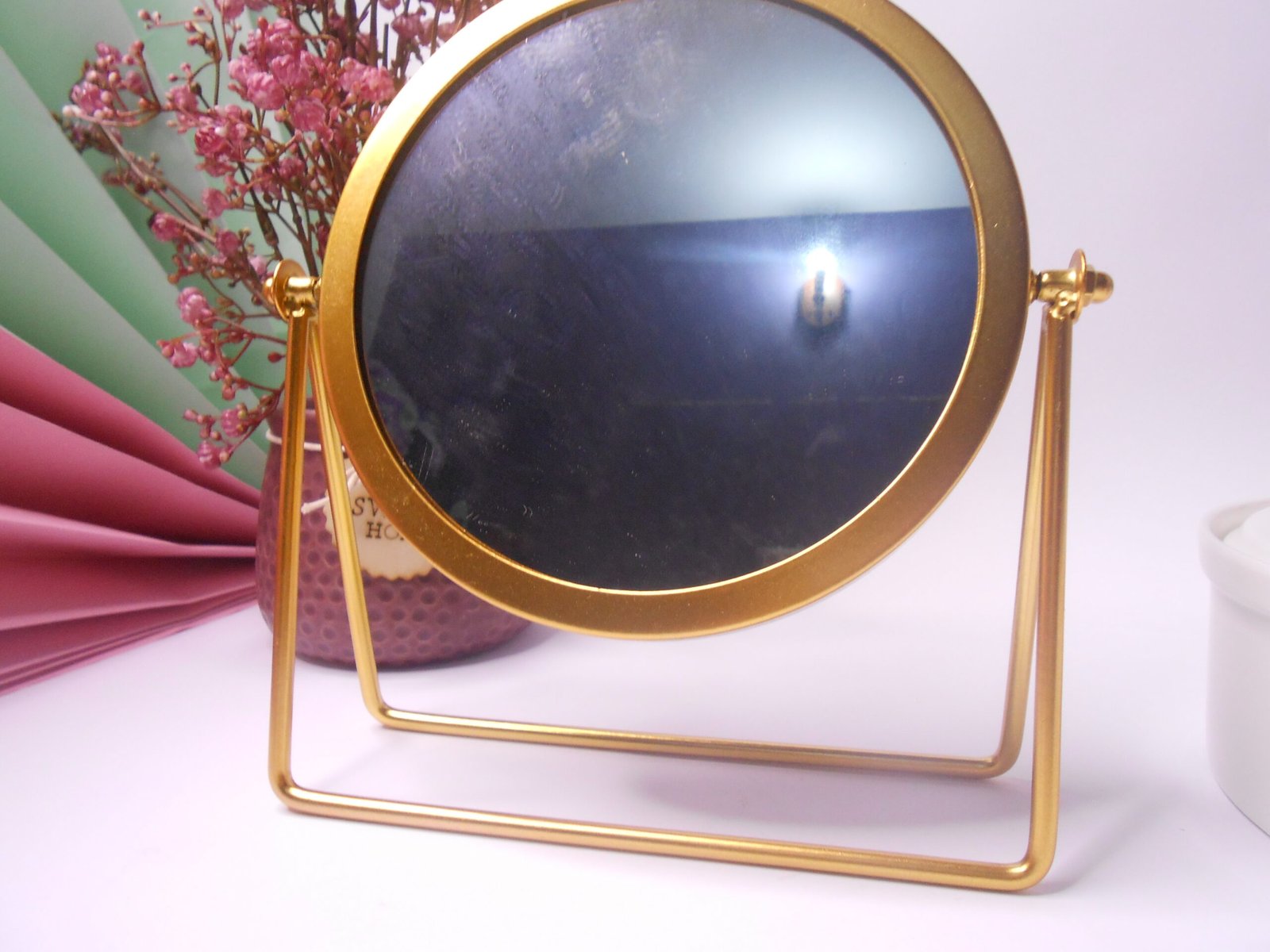 table mirror
