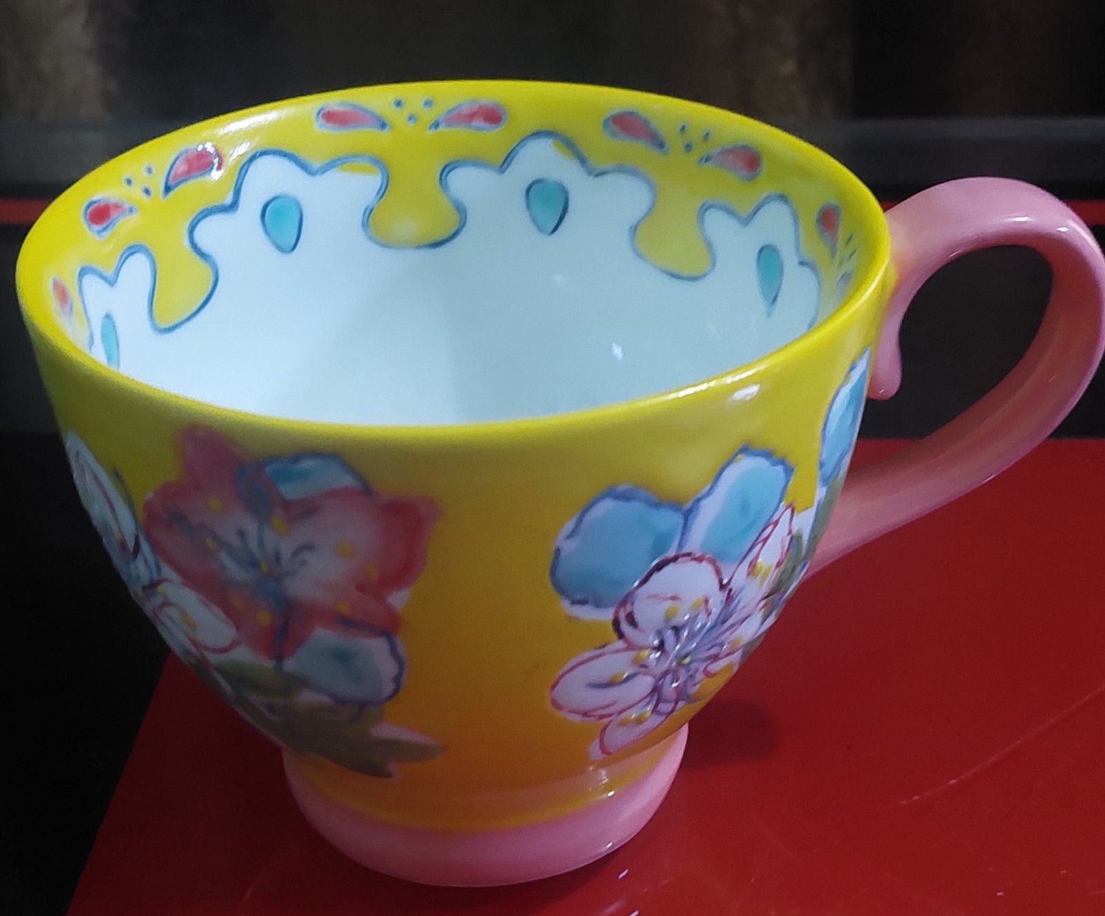 Embossed print Colourful Mugs - Image 5