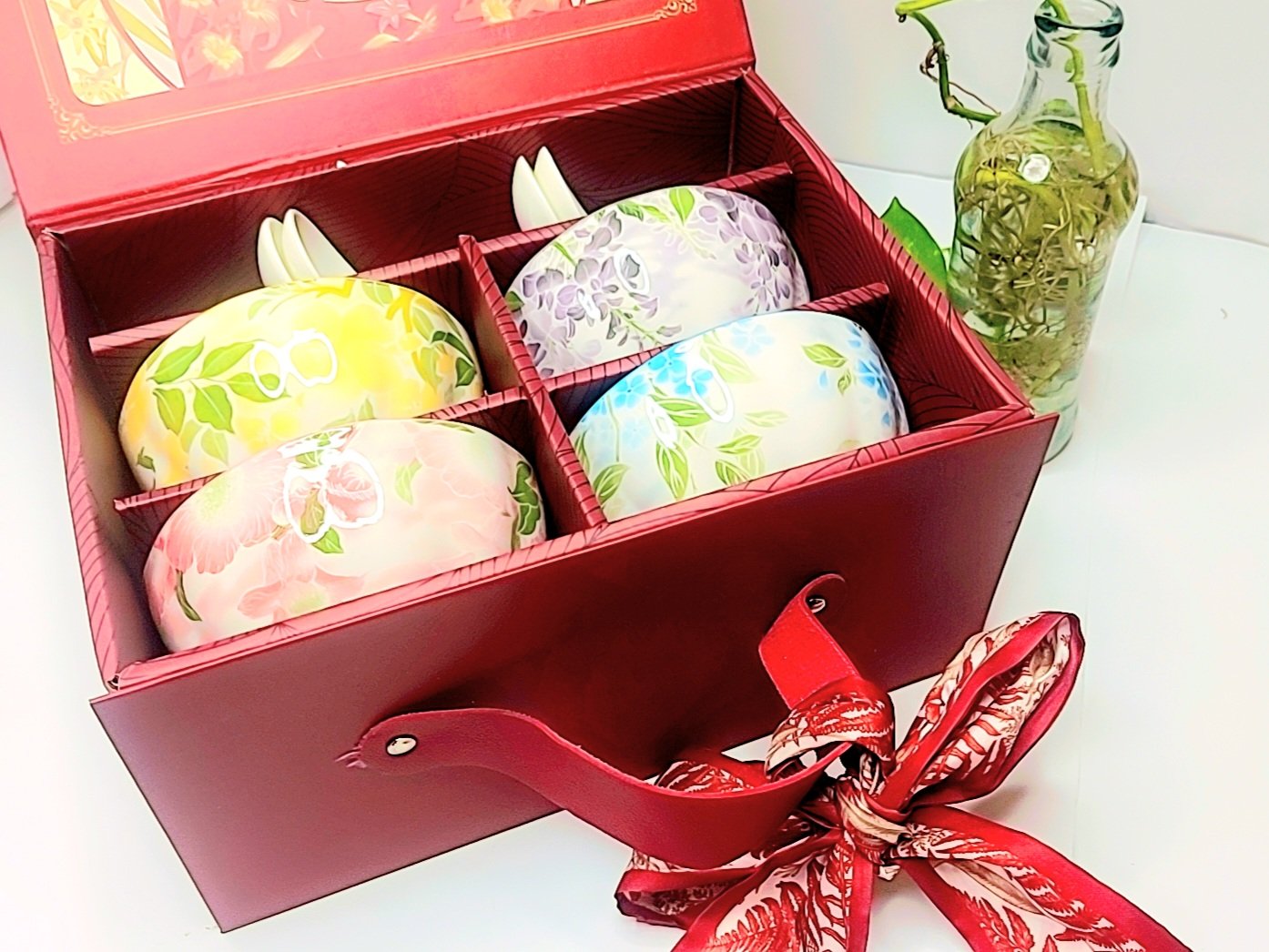 4- Piece Ceramic Bowls with Ceramic Spoons in a Gift Box - Image 3