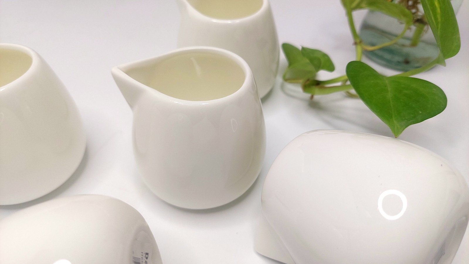 Cute Little Porcelain Pot - Image 2